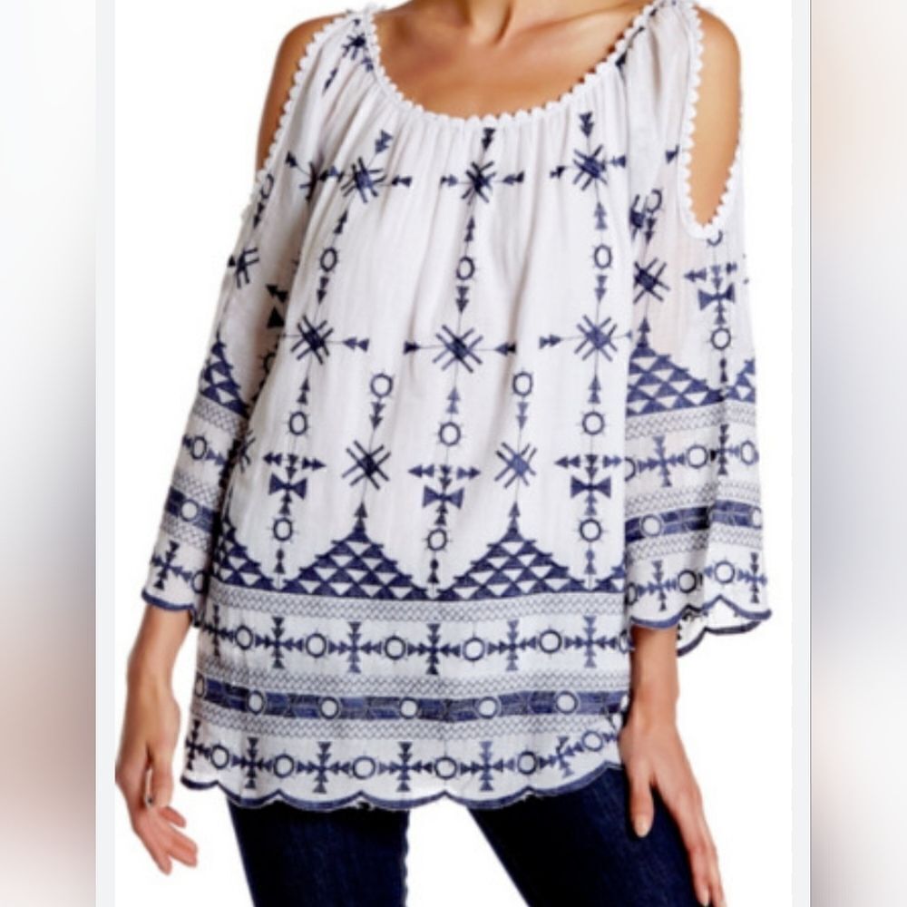 Belle France M WhiteBlue LinedCold Shoulder 3/4Slve Embroidered Women Top ITALY